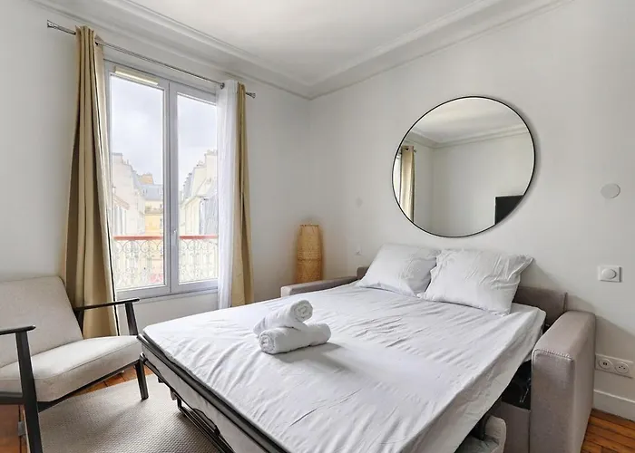 Apartment Montmartre Seveste Ii Beautiful 2br